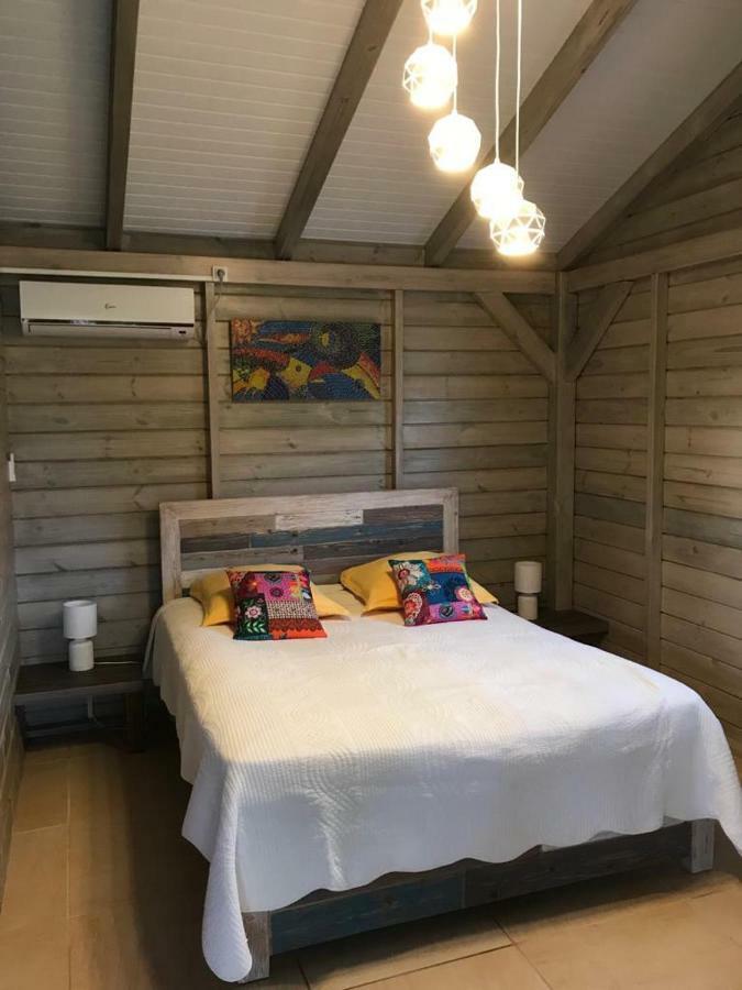 Charmant Bungalow Au Coeur De L'Ile Baie-Mahault Buitenkant foto