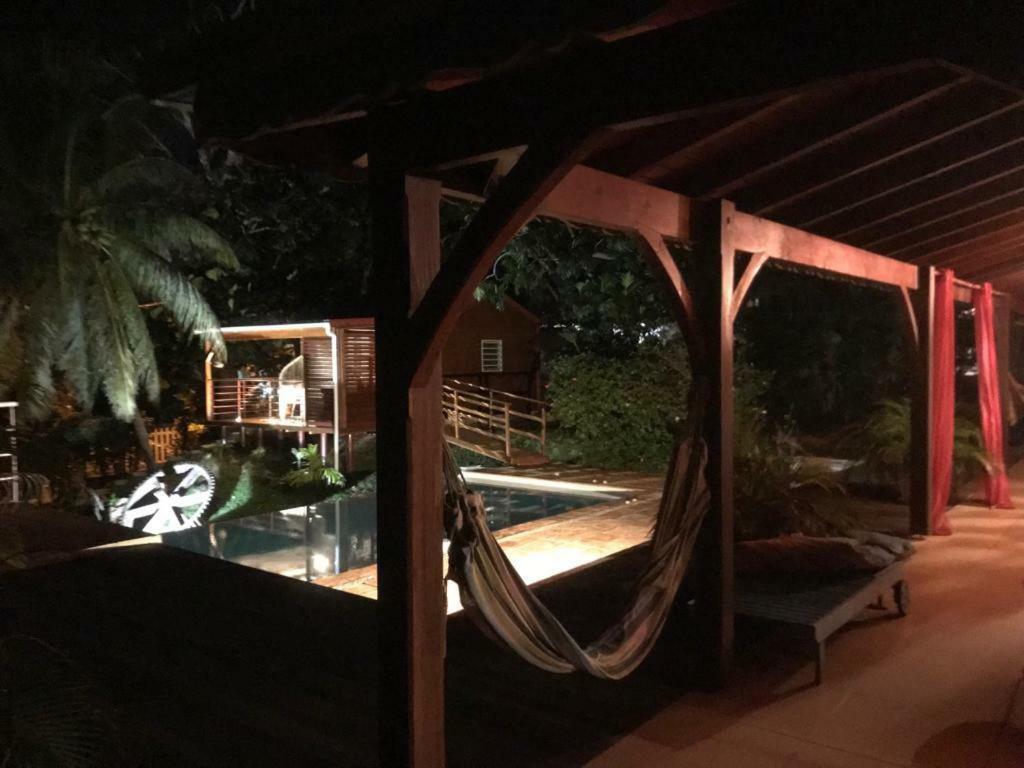 Charmant Bungalow Au Coeur De L'Ile Baie-Mahault Buitenkant foto